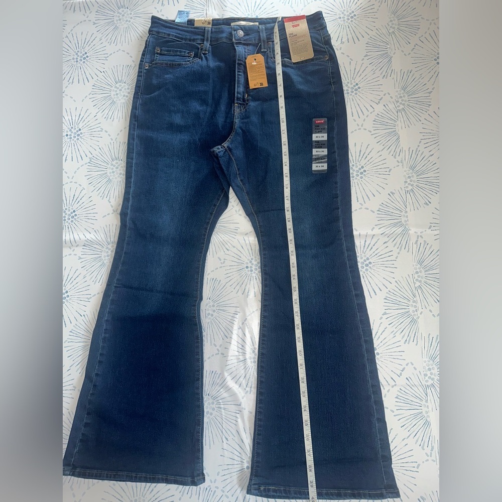 Levi's Women's 726 High Waist Flared Design Denim Pants - Picture 2 of 9